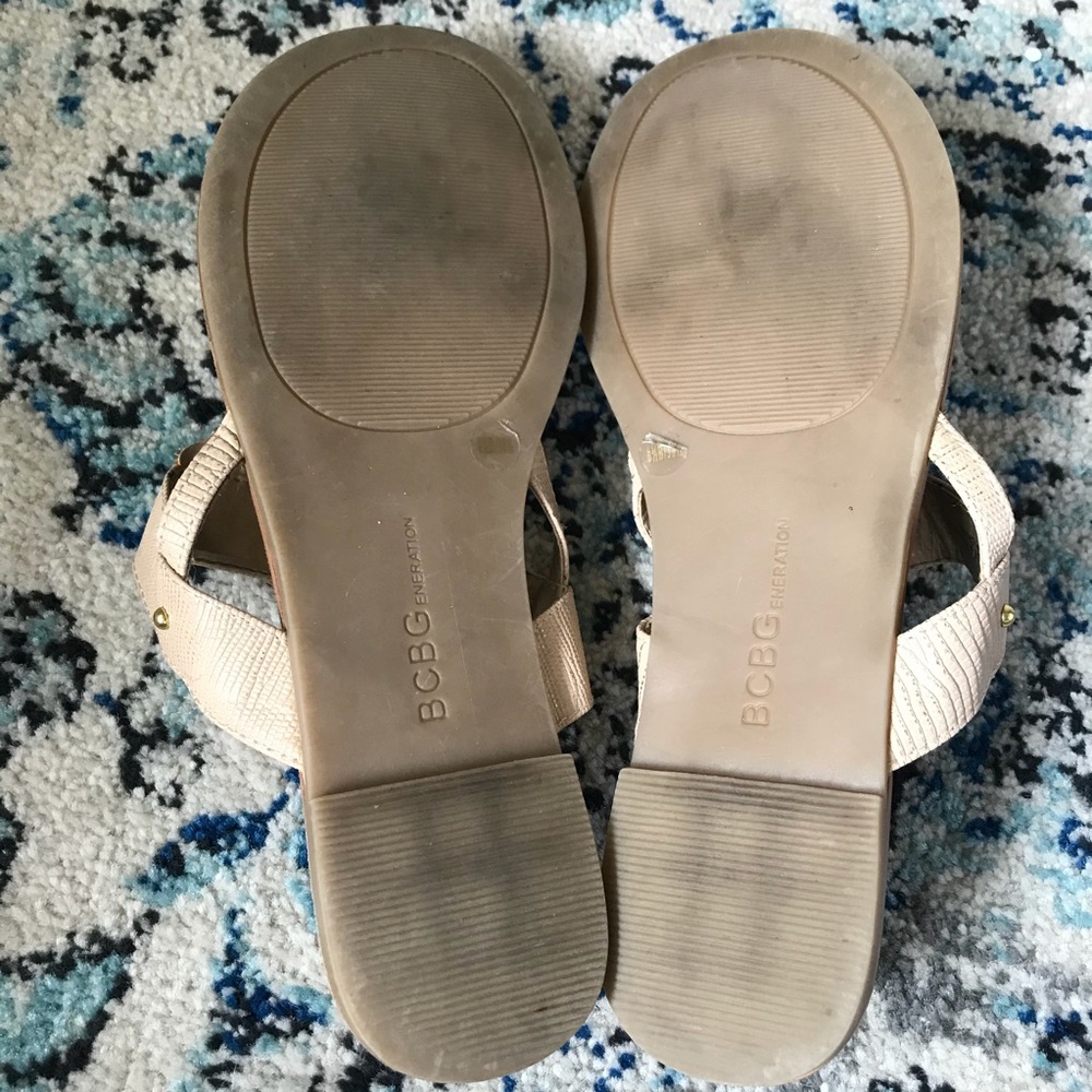 BCBGeneration Belluna Jeweled Flip Flop Sa… - Picture 8 of 11
